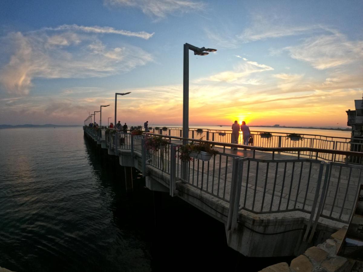 Appartamento Sunset Yavorov Pomorie Esterno foto